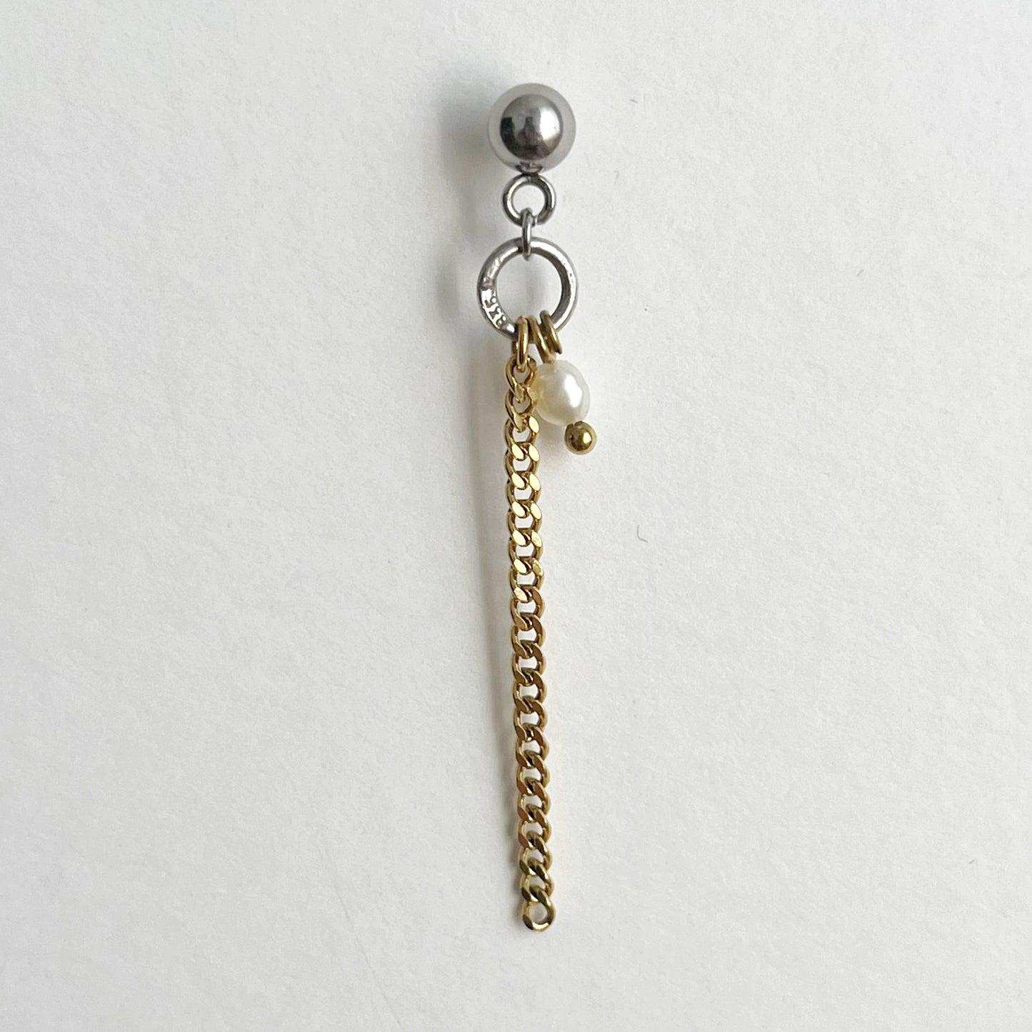 Boucle d'oreille - Perle d'eau douce & maille cubaine