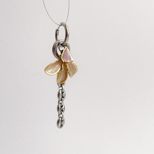 Boucle d'oreille - Lys