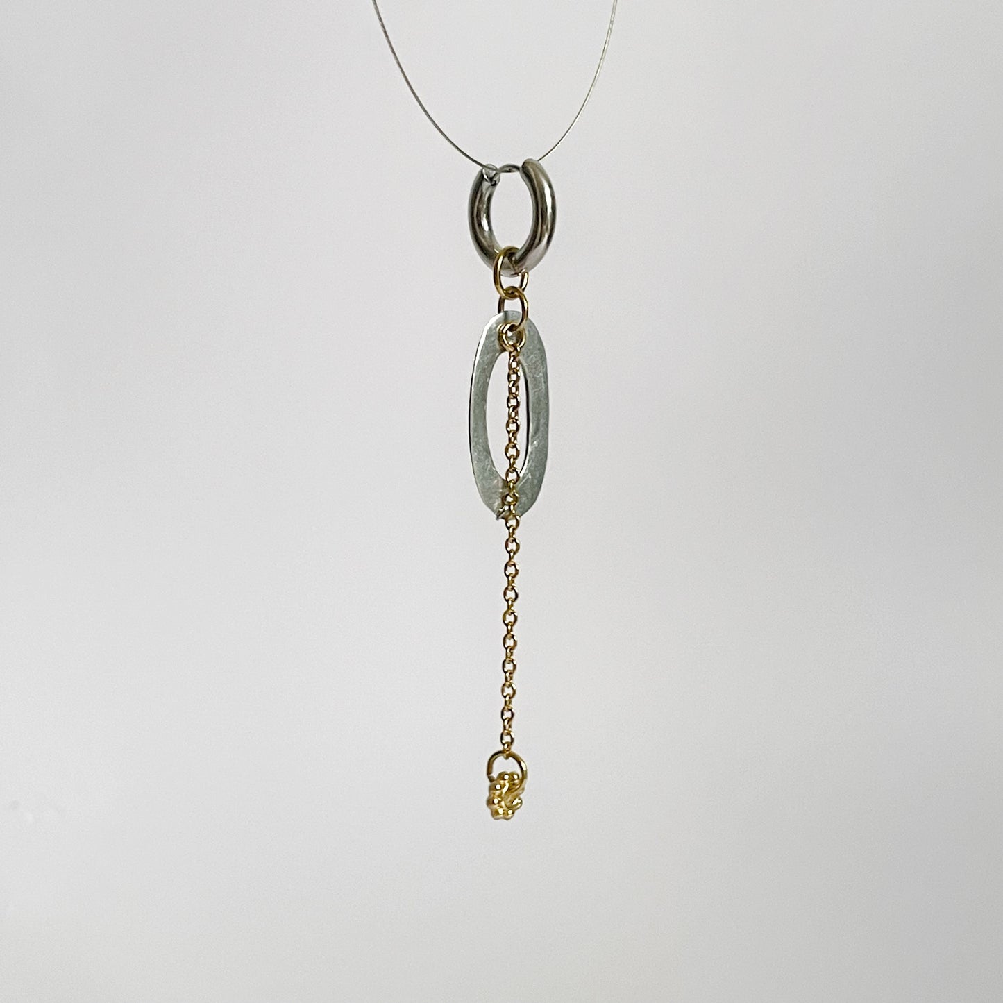 Boucle d'oreille - Fleur dorée