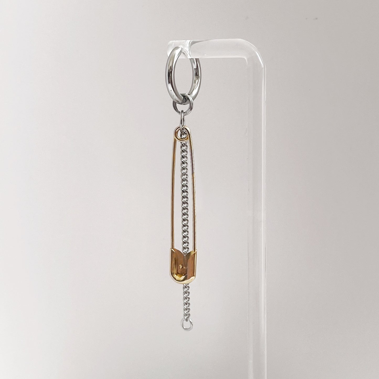 Boucle d'oreille épingle