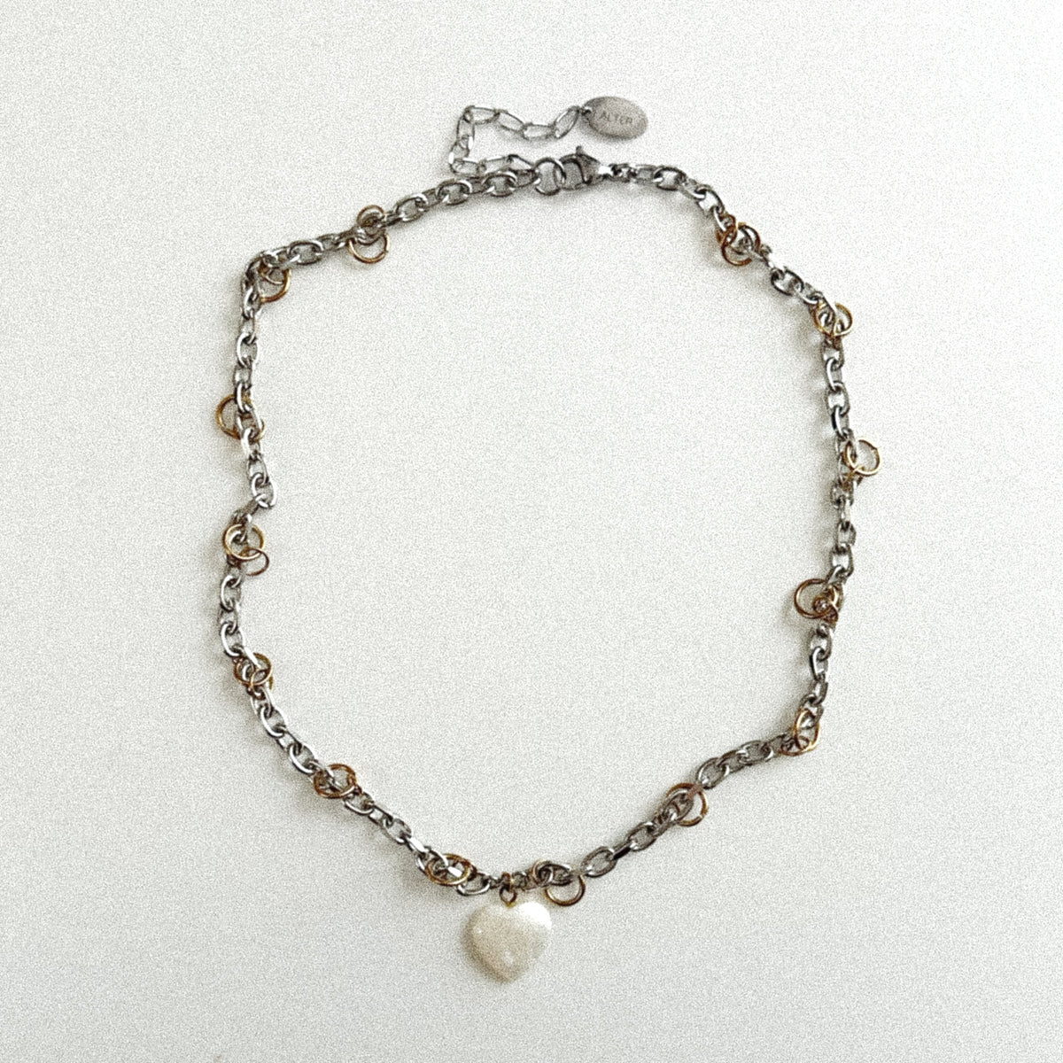 Collier coeur nacré