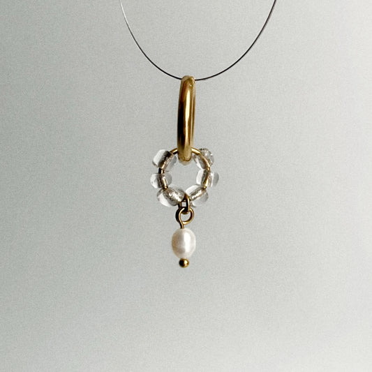 Boucle d'oreille - Perles grises / Dorée