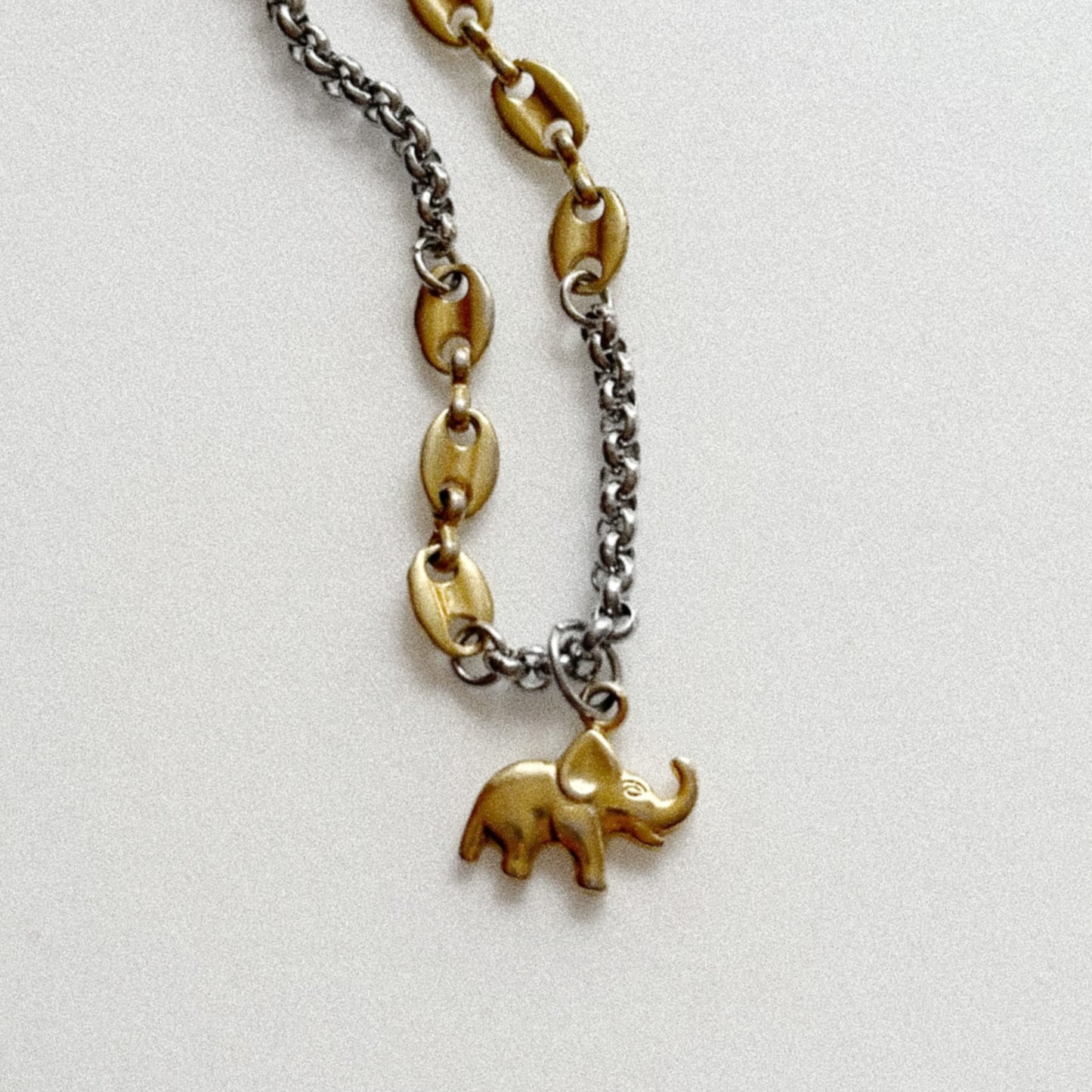 Collier - Pendentif éléphant