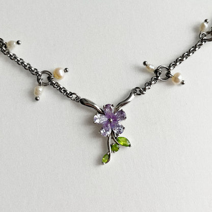 Collier - Fleur en argent et perles d'eau douce