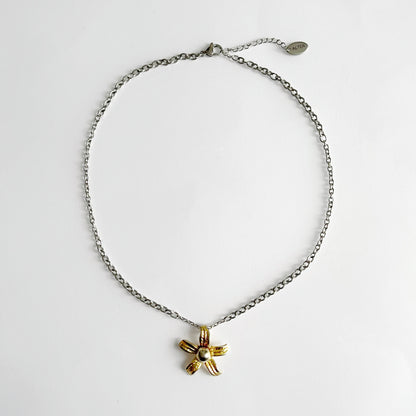 Collier - Pendentif fleur
