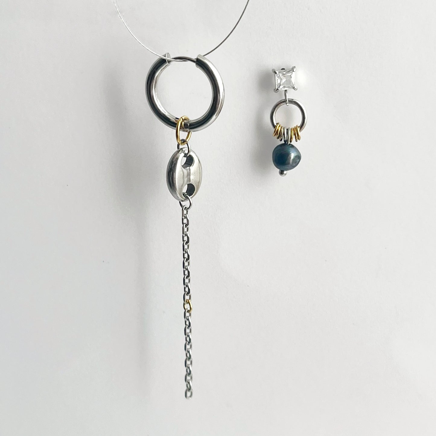 Paire de boucles - Perle d'eau douce et grain de café